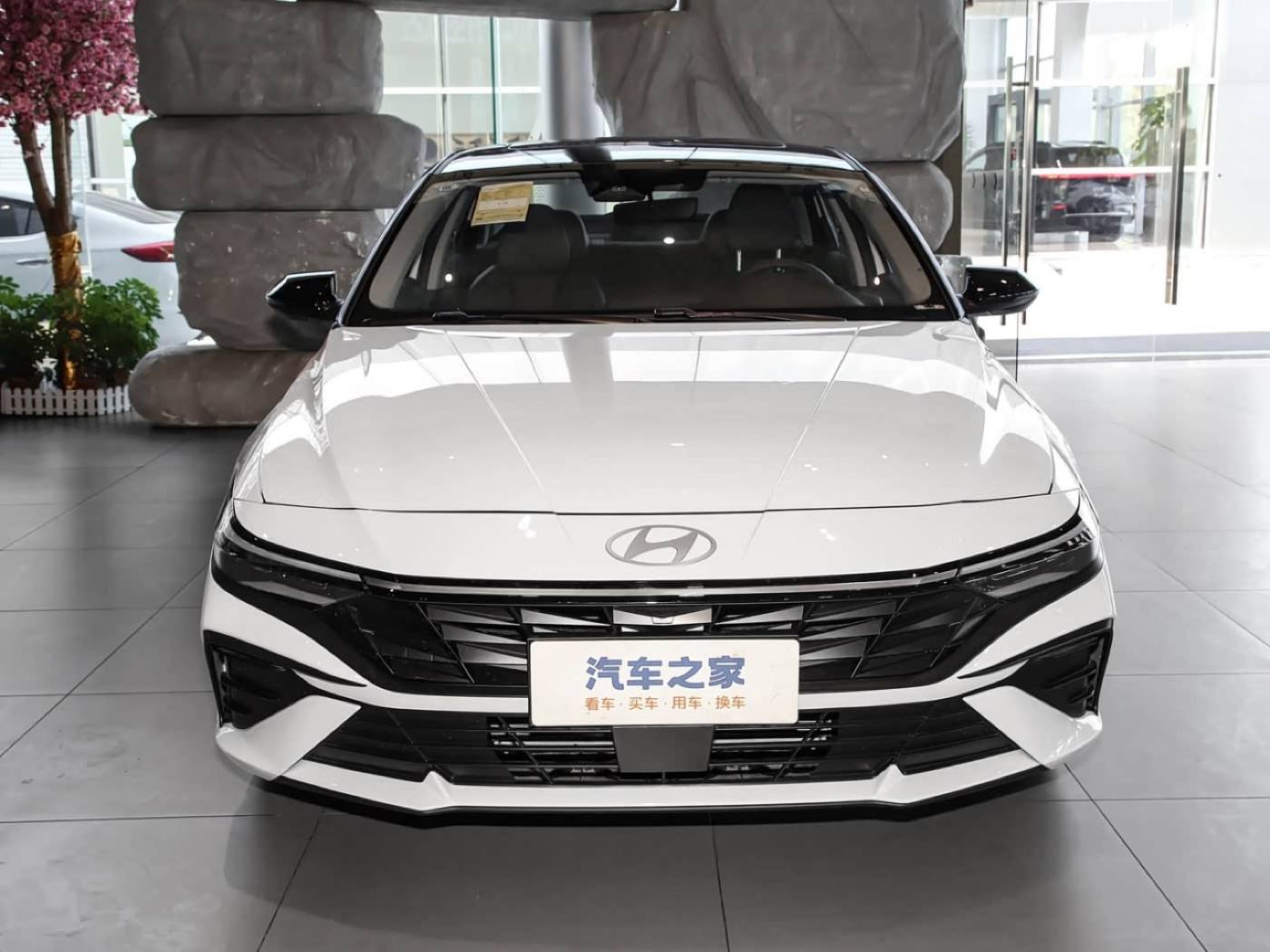Hyundai Elantra — привоз из Кореи под ключ, доставка в ваш город