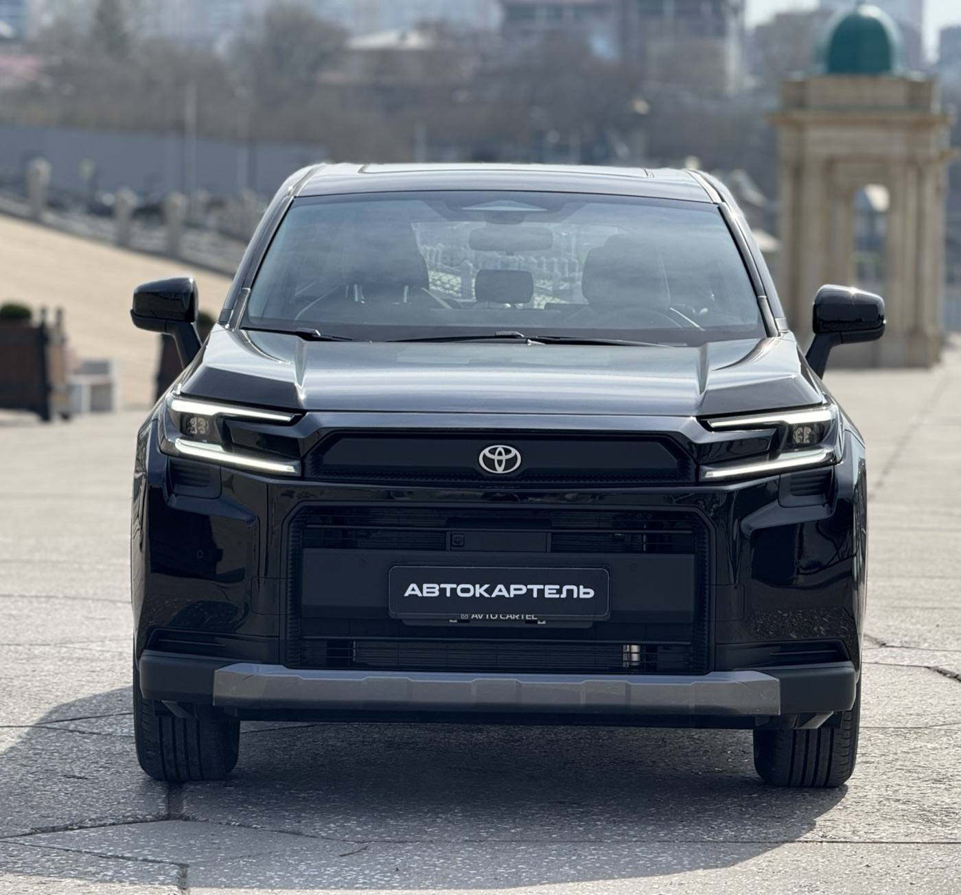 Toyota RAV4 — привоз из Грузии под ключ